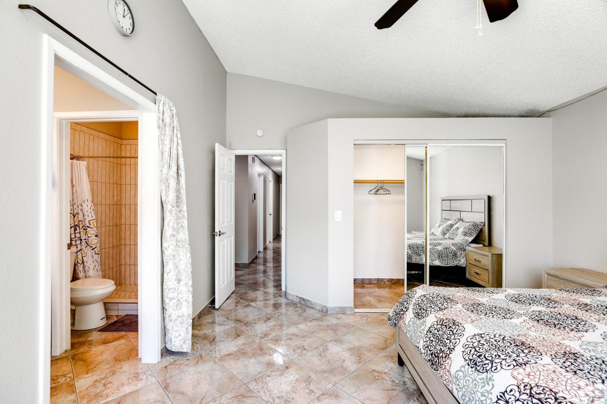 Holiday home Vegas With Patio About 10 Mi To The Strip! Las Vegas
