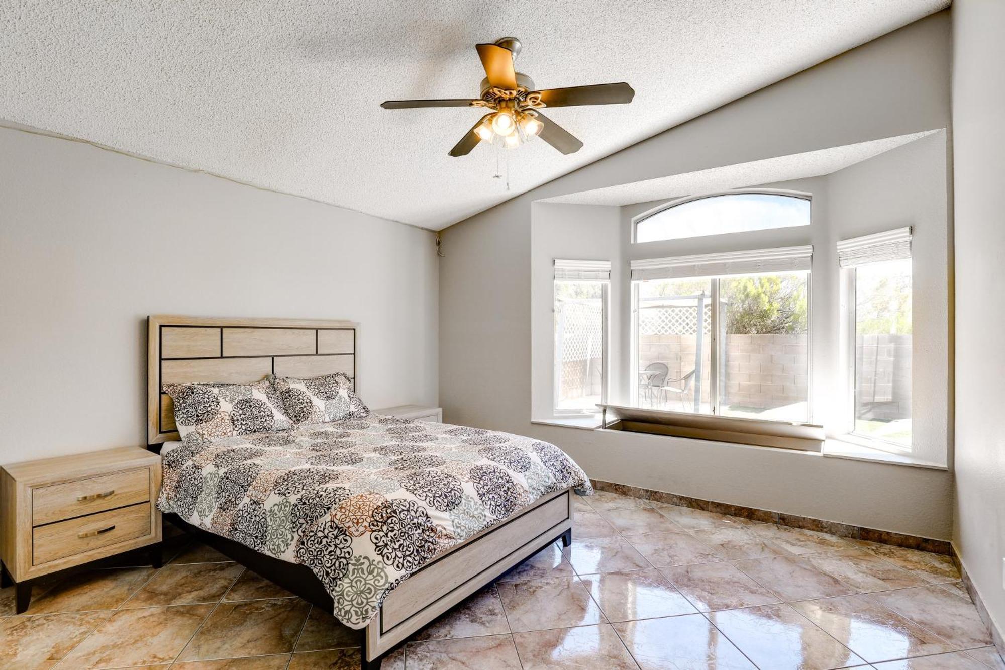 Holiday home Vegas With Patio About 10 Mi To The Strip!